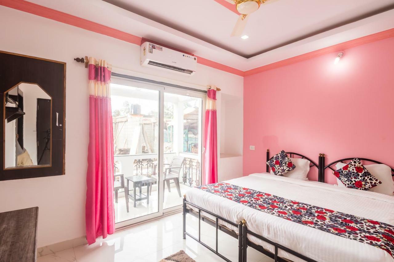 Queen Of Queen'S Hotel Calangute Luaran gambar