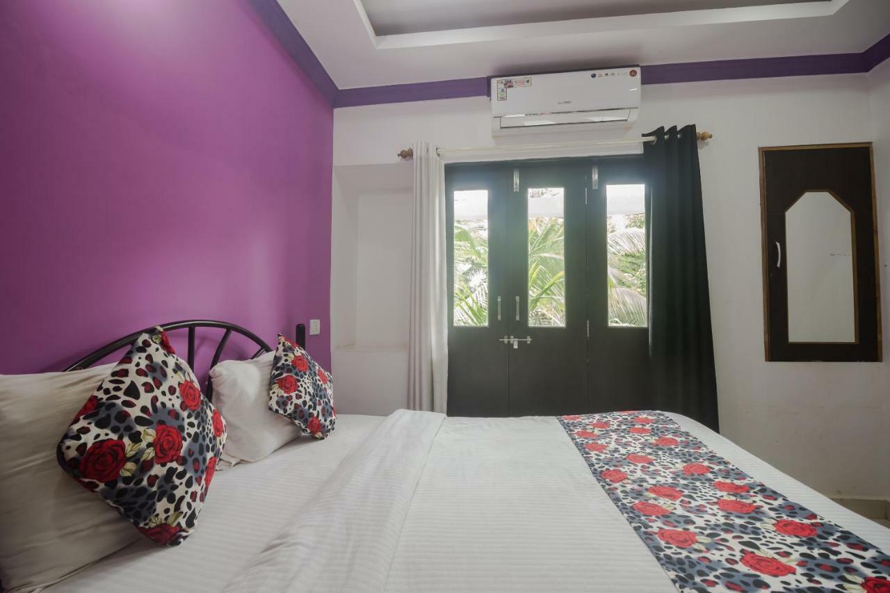 Queen Of Queen'S Hotel Calangute Luaran gambar