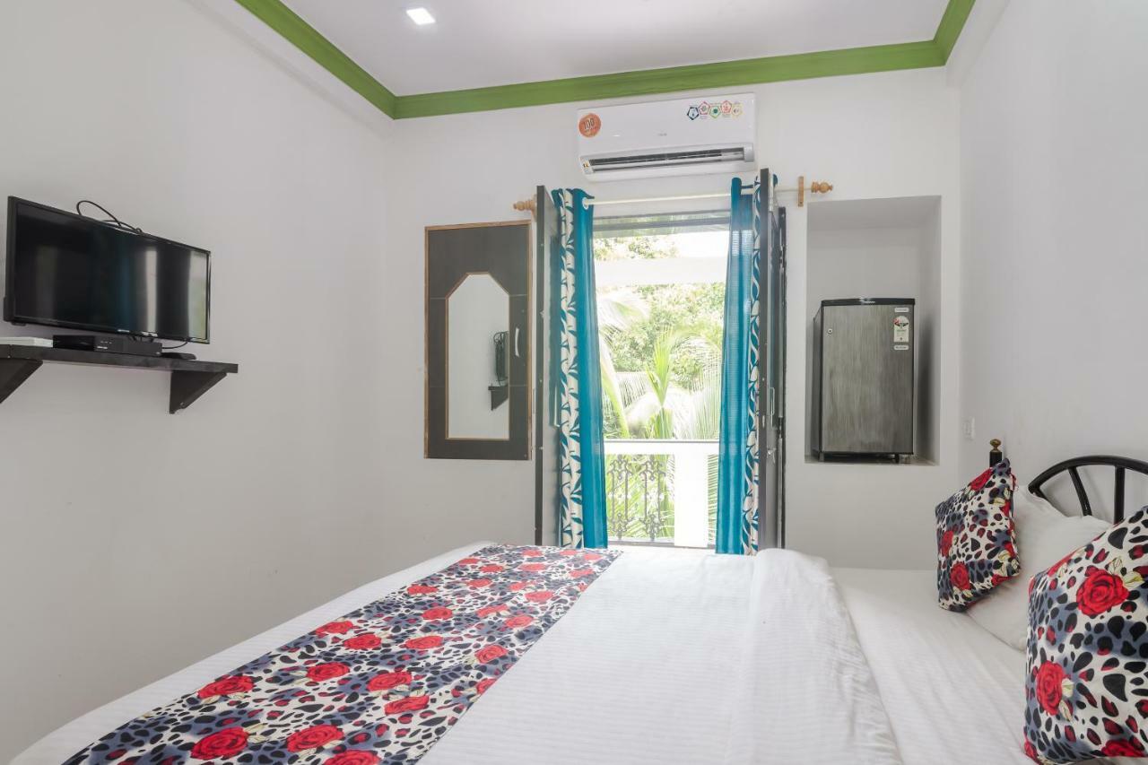 Queen Of Queen'S Hotel Calangute Luaran gambar