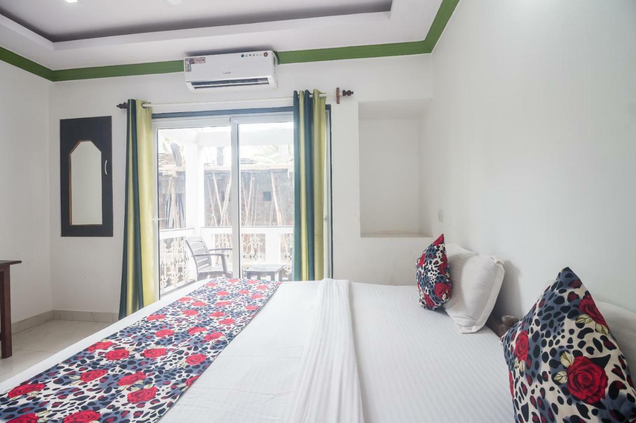 Queen Of Queen'S Hotel Calangute Luaran gambar
