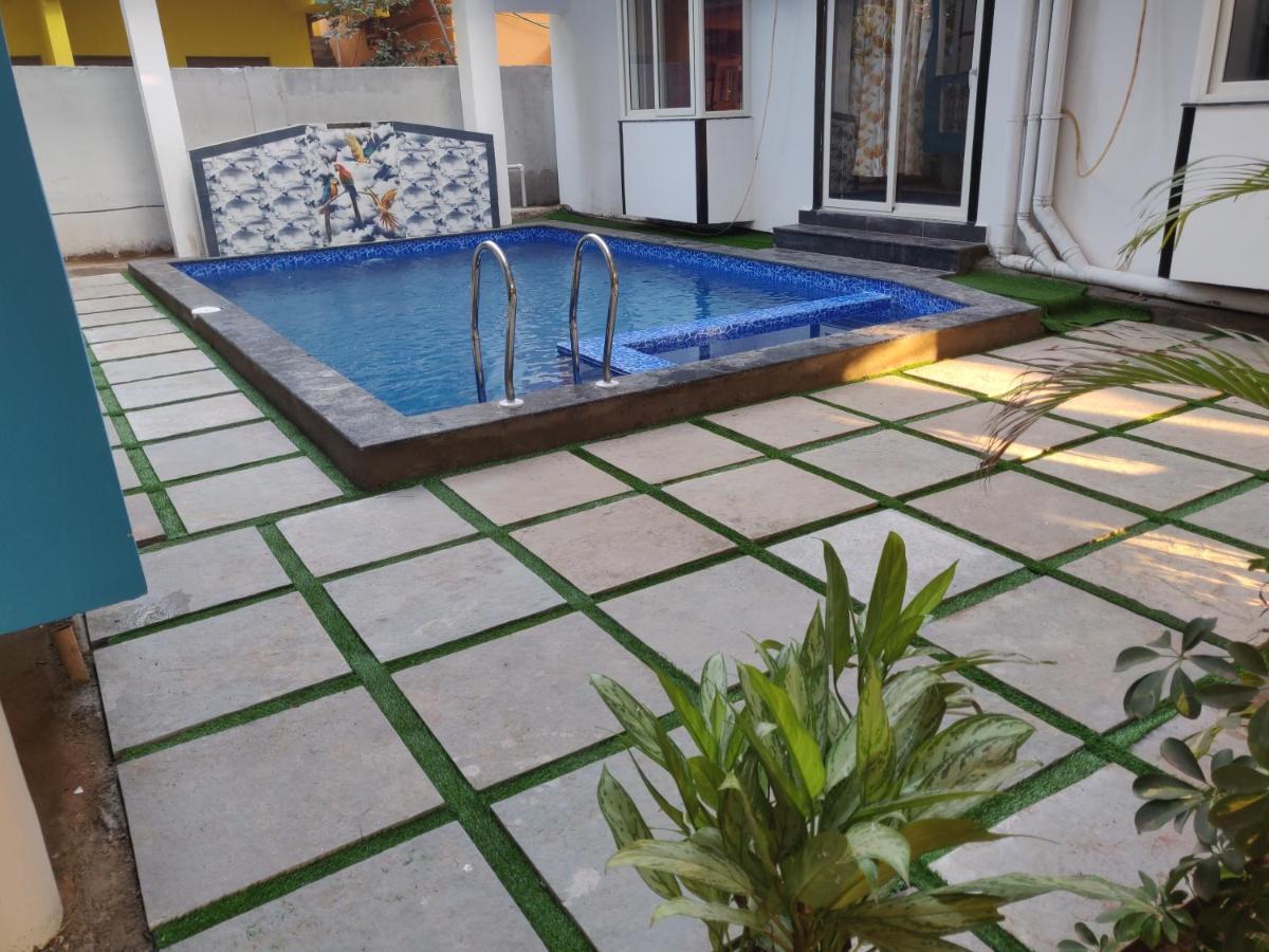 Queen Of Queen'S Hotel Calangute Luaran gambar
